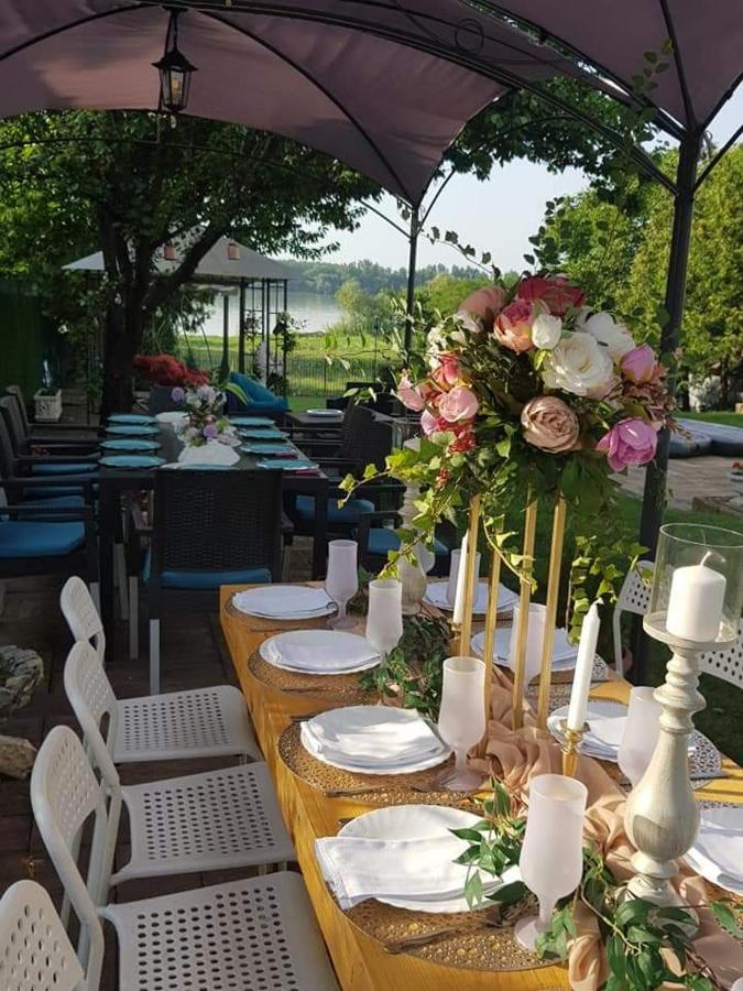 סמדרבו Vila Mila Riverside Apartments מראה חיצוני תמונה
